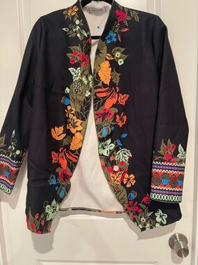MISSLOOK Black Open-Front Floral Embroidered Jacket